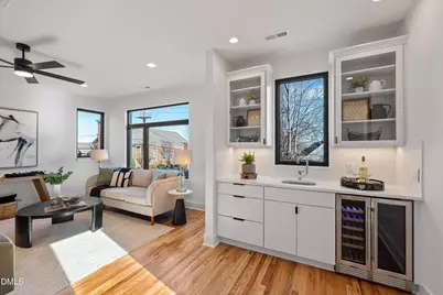 813 N Roxboro Street, Durham, NC 27701 - Photo 9