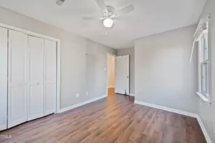 1117 Oakside Ct, Raleigh, NC 27609 - Photo 21