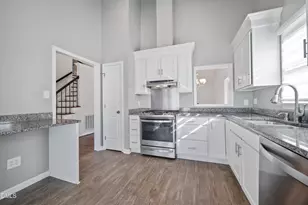 1117 Oakside Ct, Raleigh, NC 27609 - Photo 7