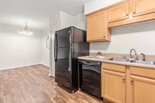 1212 Schaub Dr, Raleigh, NC 27606 - Photo 17