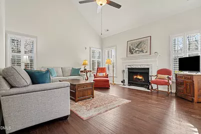 12105 Queensbridge Court, Raleigh, NC 27613 - Photo 9
