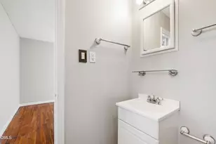 909 Bryn Mawr Ct, Apex, NC 27502 - Photo 25