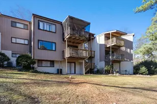 5130 Flint Ridge Pl, Raleigh, NC 27609 - Photo 5