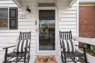 105 Sully Ct, Chapel Hill, NC 27514 - Photo 3