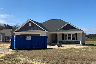 103 Nova Pl, Pikeville, NC 27863 - Photo 1