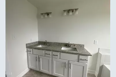 107 Nova Place, Pikeville, NC 27863 - Photo 9