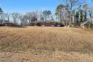 1067 Camden Ct, Asheboro, NC 27203 - Photo 3