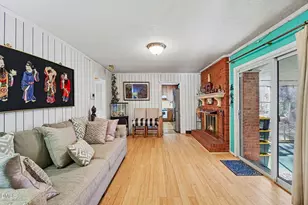 1067 Camden Ct, Asheboro, NC 27203 - Photo 7