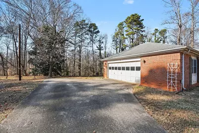 1067 Camden Court, Asheboro, NC 27203 - Photo 5