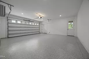 126 E Drewry Ln, Raleigh, NC 27609 - Photo 49