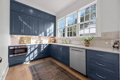 126 E Drewry Lane, Raleigh, NC 27609 - Photo 11