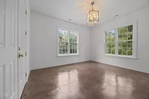 126 E Drewry Ln, Raleigh, NC 27609 - Photo 49