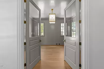 126 E Drewry Lane, Raleigh, NC 27609 - Photo 21