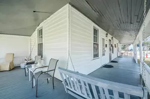 221 S Church St, Clayton, NC 27520 - Photo 5