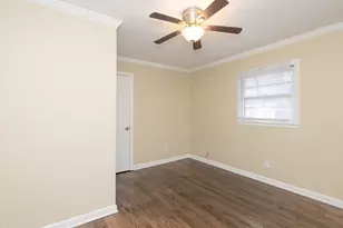 429 Lakeshore Dr, Hillsborough, NC 27278 - Photo 21