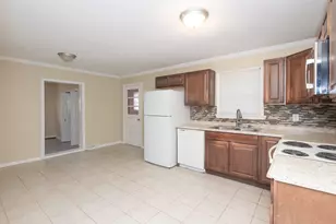 429 Lakeshore Dr, Hillsborough, NC 27278 - Photo 7