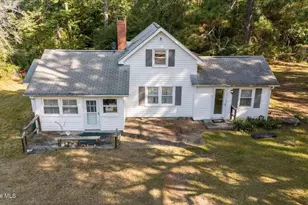 376 Foxfire Rd, Aberdeen, NC 28315 - Photo 1