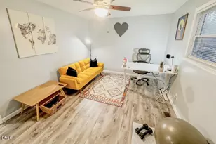 618 Troy St, Durham, NC 27703 - Photo 15