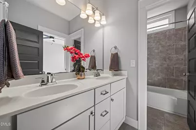 425 Claremont Drive, Chapel Hill, NC 27516 - Photo 23