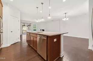 146 Alamosa Pl, Cary, NC 27519 - Photo 9