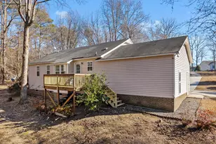 220 Dulcimer Ln, Zebulon, NC 27597 - Photo 9