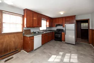 315 W King St, Hillsborough, NC 27278 - Photo 9