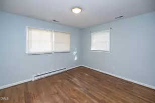 315 W King St, Hillsborough, NC 27278 - Photo 25