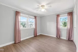 827 Daniels, Raleigh, NC 27605 - Photo 7