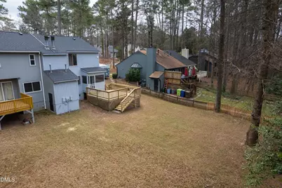 6001 Applewood Lane, Raleigh, NC 27609 - Photo 17