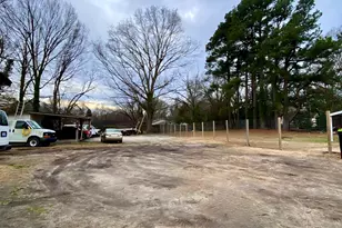 332 Chavasse Ave, Henderson, NC 27536 - Photo 9