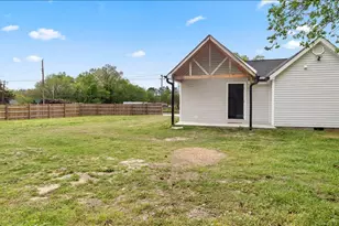 1284 Railroad St, Henderson, NC 27536 - Photo 29