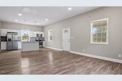 1284 Railroad Street, Henderson, NC 27536 - Photo 7