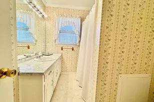 121 Cokesbury Ct, Henderson, NC 27537 - Photo 15