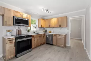 3700 Summer Pl, Raleigh, NC 27604 - Photo 3