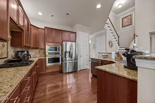 11620 Broadfield Ct, Raleigh, NC 27617 - Photo 9