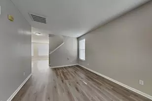 3445 Dutchman Rd, Raleigh, NC 27610 - Photo 3