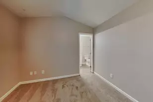 8302 Aspen Mountain Ct, Raleigh, NC 27616 - Photo 5