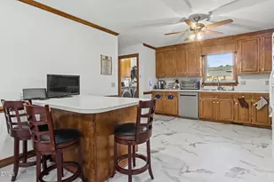 209 Arlington Cir, Sanford, NC 27330 - Photo 17