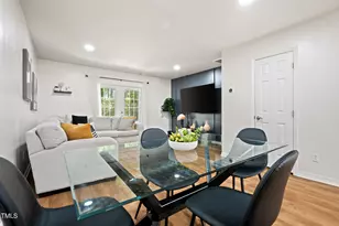 111 Cimmaron Ct, Cary, NC 27511 - Photo 11