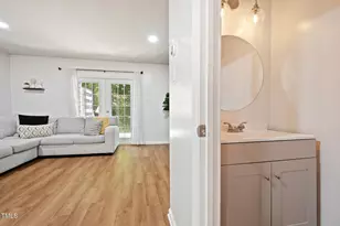 111 Cimmaron Ct, Cary, NC 27511 - Photo 5