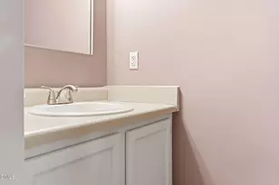 132 Edgehill Pkwy, Cary, NC 27513 - Photo 19