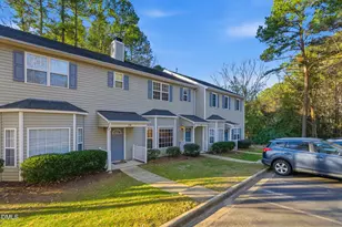 132 Edgehill Pkwy, Cary, NC 27513 - Photo 3