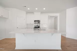 368 Providence Crk Dr, Fuquay Varina, NC 27526 - Photo 3