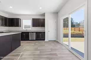 339 Scottsdale Dr, Sanford, NC 27330 - Photo 9