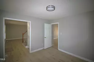 8108 Owenston Ct, Raleigh, NC 27612 - Photo 3