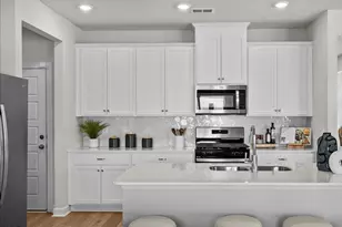 150 Thistle Patch Pl, Angier, NC 27501 - Photo 5