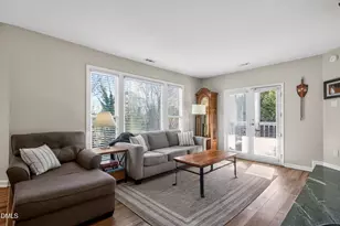 1000 Brighthurst Dr, Raleigh, NC 27605 - Photo 19