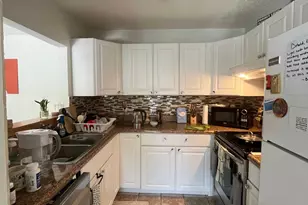 500 Umstead Dr, Chapel Hill, NC 27516 - Photo 5