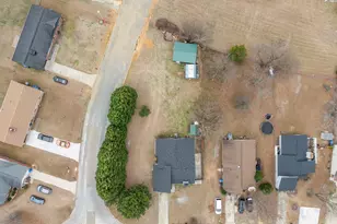 6487 People St, Fayetteville, NC 28304 - Photo 3