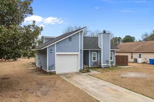 6487 People St, Fayetteville, NC 28304 - Photo 7